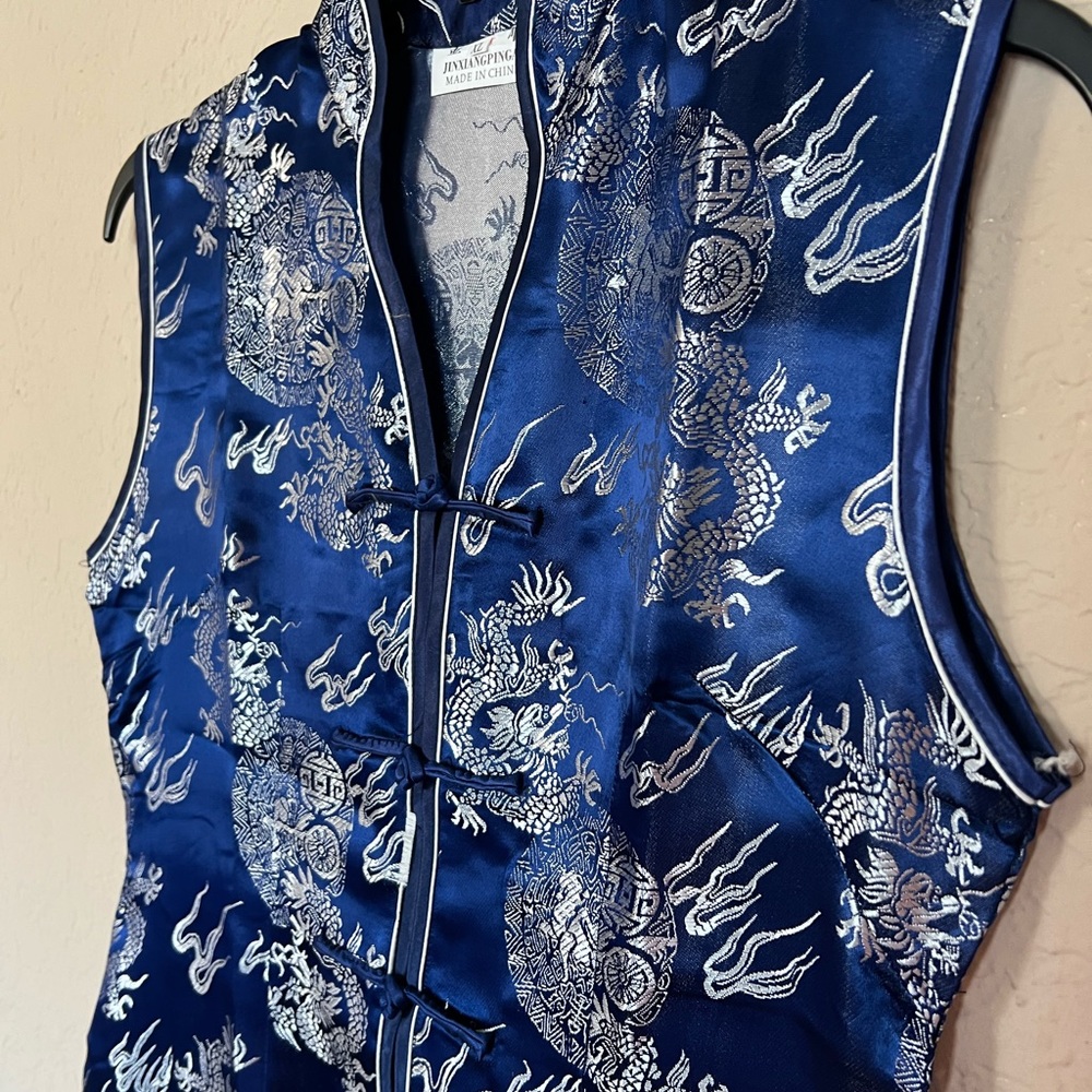 Stunning original and brand new Chinese dress.